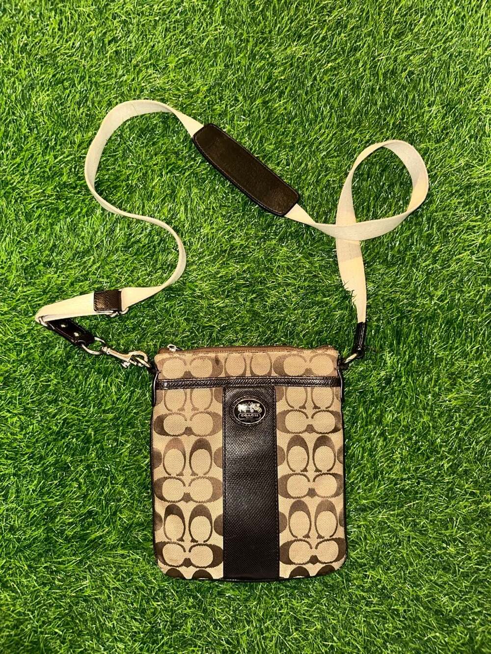 Coach Sutton Signature Swingpack Crossbody Bag Khaki Brown